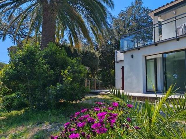 Appartement de luxe de 3 chambres en vente à Les Issambres, Provence Alpes Côte d'Azur