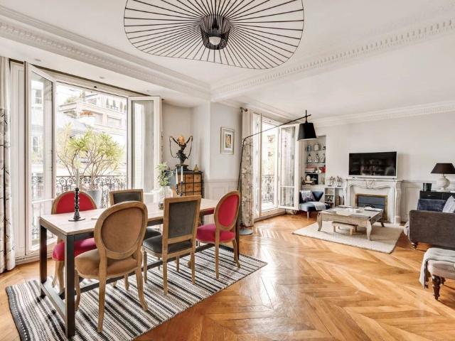 Appartement de luxe de 3 chambres en vente à Monceau, Courcelles, Ternes, Paris, Île de France