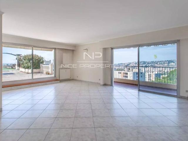 Appartement de luxe de 3 chambres en vente à Nice, France