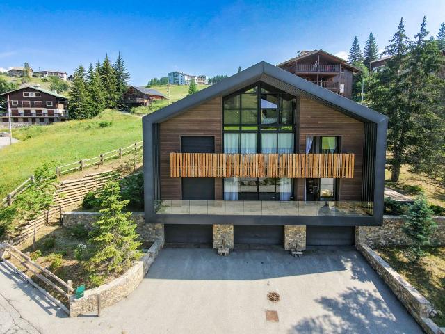 Appartement de luxe de 3 chambres en vente à Péone, France