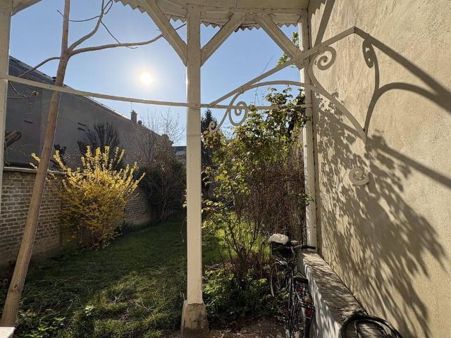 Appartement de luxe de 3 chambres en vente à Reims, Grand Est