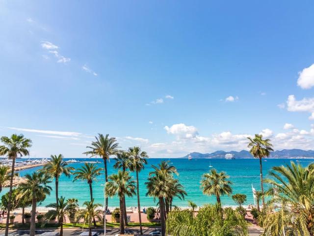 Appartement de luxe de 3 pièces en location à Cannes, France