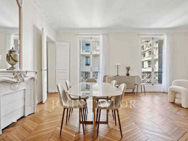 Appartement de luxe de 131 m2 en location La Muette, Auteuil, Porte Dauphine, Paris, Île de France
