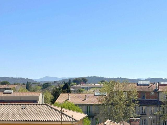 Appartement de luxe de 3 pièces en vente à Aix en Provence, Provence Alpes Côte d'Azur