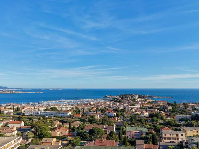 Appartement de luxe de 3 pièces en vente à Bandol, France