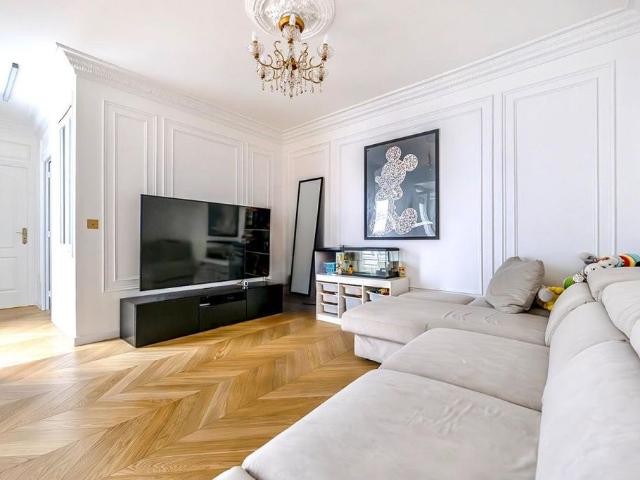 Appartement de luxe de 56 m2 en vente La Muette, Auteuil, Porte Dauphine, Paris, Île de France