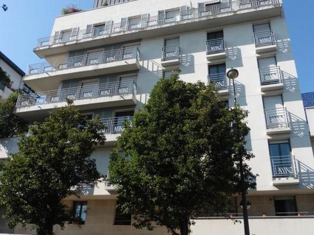 Appartement de luxe de 3 pièces en vente à Motte Picquet, Commerce, Necker, Paris, Île de France