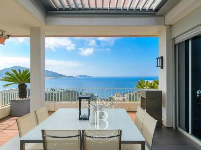 Appartement de luxe de 3 pièces en vente à Marseille, Provence Alpes Côte d'Azur