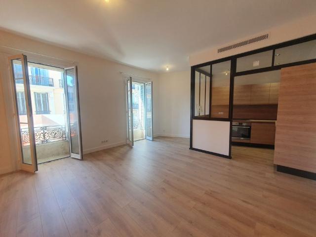 Appartement de luxe de 3 pièces en vente à Nice, France