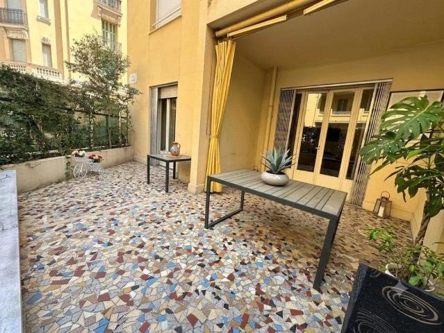 Appartement de luxe de 3 pièces en vente à Nice, France