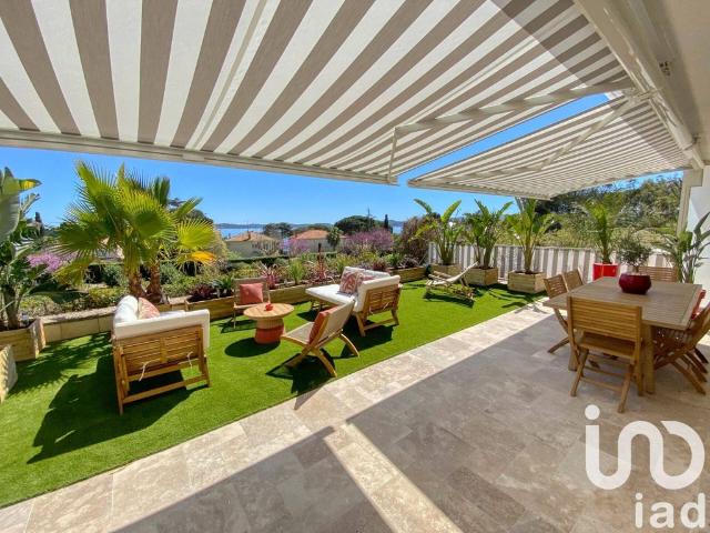 Appartement de luxe de 3 pièces en vente à Sainte Maxime, France