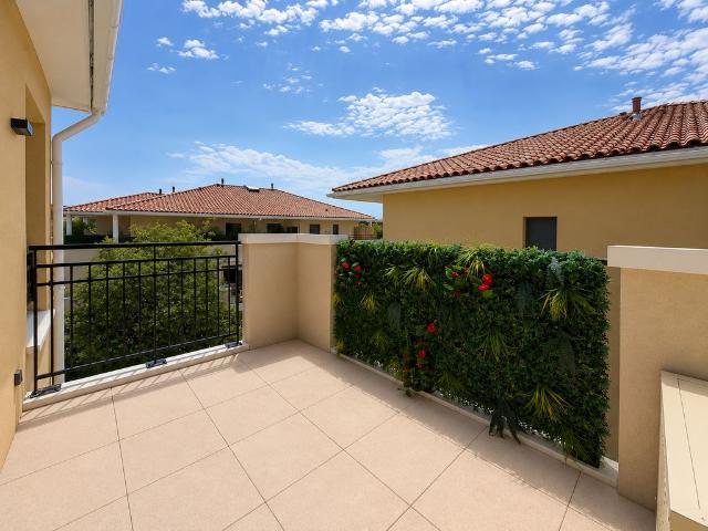 Appartement de luxe de 3 pièces en vente à Puyricard, Provence Alpes Côte d'Azur