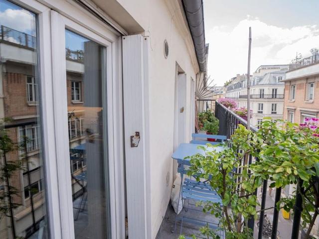 Appartement de luxe de 49 m2 en vente Provence Opéra – Grands Boulevards, Paris, Île de France