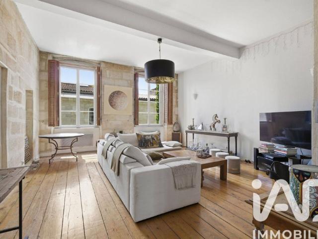 Appartement de luxe de 4 chambres en vente à Bordeaux, France