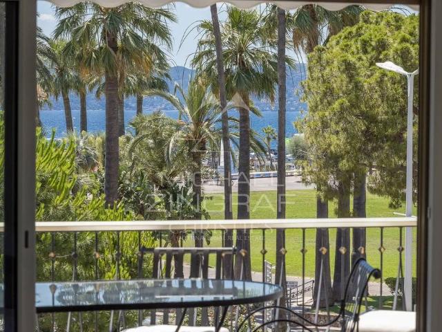 Appartement de luxe de 4 chambres en vente à Cannes, France