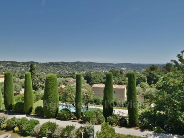 Appartement de luxe de 4 chambres en vente à Grasse, France