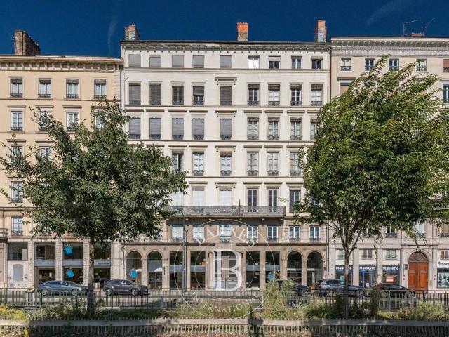 Appartement de luxe de 4 chambres en vente à Lyon, France