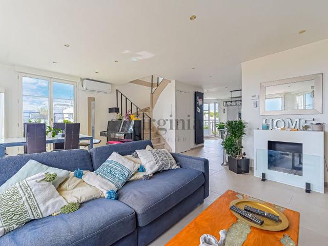 Appartement de luxe de 4 chambres en vente à Maisons Alfort, France