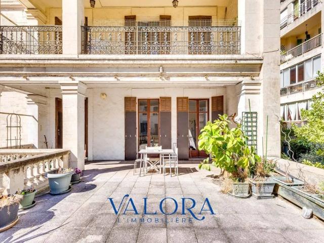 Appartement de luxe de 4 chambres en vente à Marseille, Provence Alpes Côte d'Azur