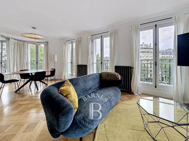 Appartement de luxe de 4 pièces à Tour Eiffel, Invalides – Ecole Militaire, Saint Thomas d’Aquin, France
