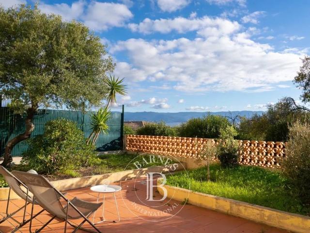 Appartement de luxe de 4 pièces en vente à Ajaccio, Corse