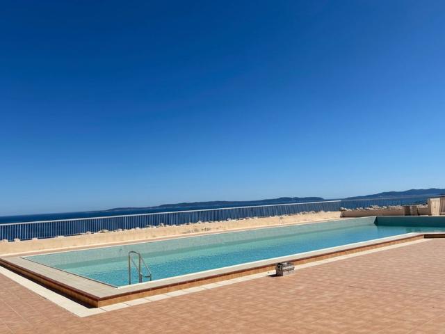 Appartement de luxe de 4 pièces en vente à Bormes les Mimosas, Provence Alpes Côte d'Azur