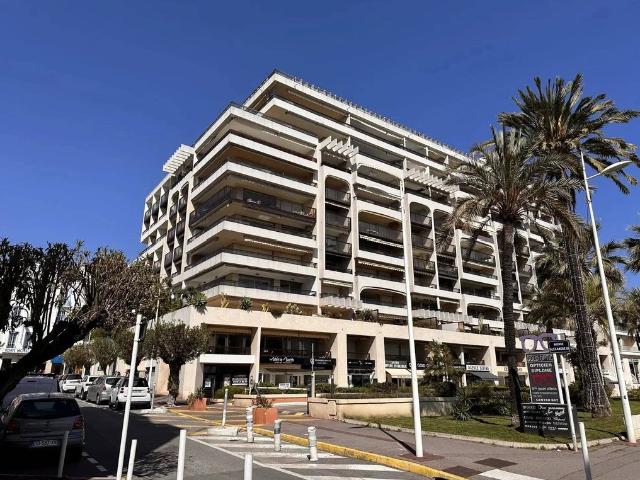 Appartement de luxe de 4 pièces en vente à Juan les Pins, France