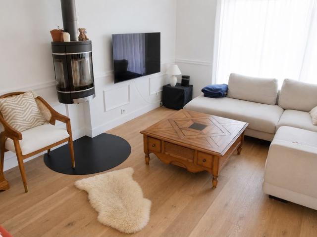 Appartement de luxe de 4 pièces en vente à Ornex, France