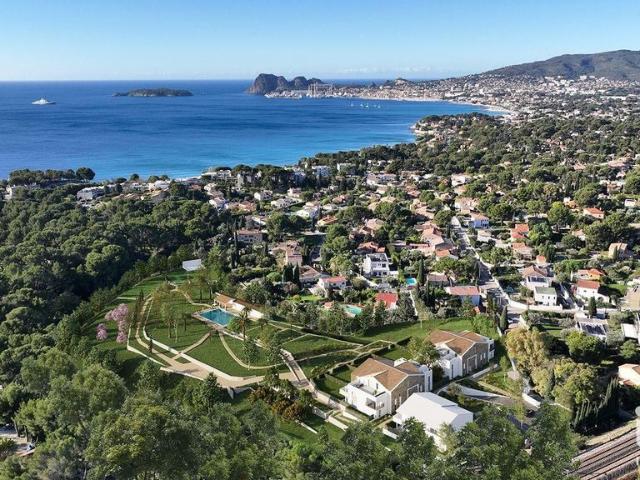 Appartement de luxe de 4 pièces en vente à La Ciotat, France