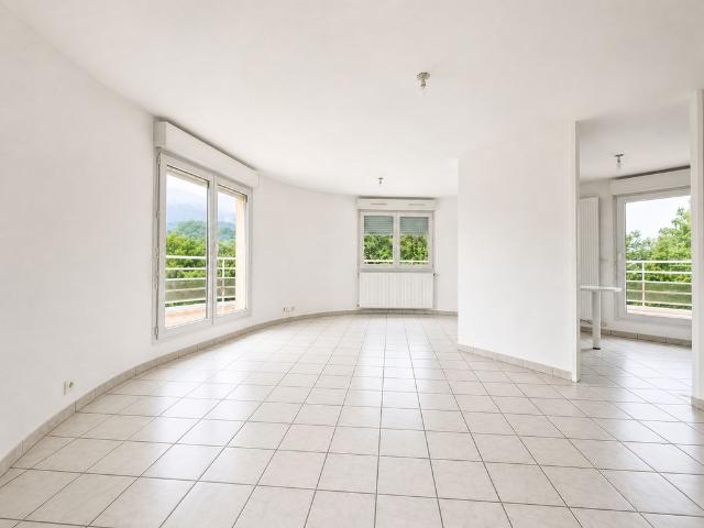 Appartement de luxe de 4 pièces en vente à La Motte Servolex, Auvergne Rhône Alpes