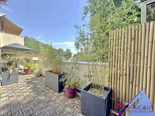 Appartement de luxe de 4 pièces en vente à Le Plessis Robinson, Île de France