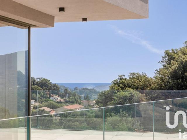 Appartement de luxe de 4 pièces en vente à Les Adrets de l'Estérel, France