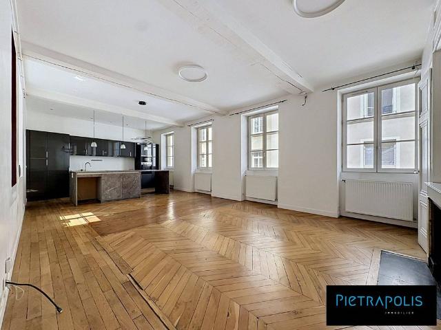 Appartement de luxe de 4 pièces en vente à Lyon, France