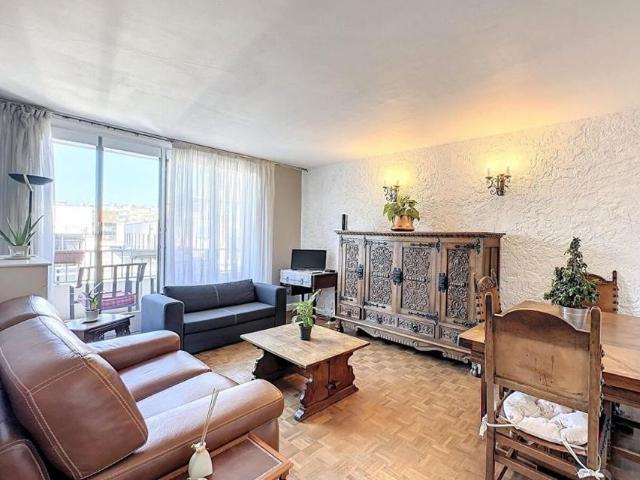 Appartement de luxe de 4 pièces en vente à Montrouge, France