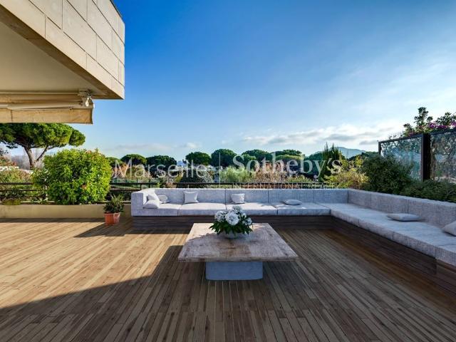 Appartement de luxe de 4 pièces en vente à Marseille, France