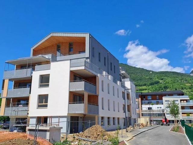 Appartement de luxe de 4 pièces en vente à Saint Alban Leysse, France