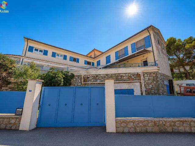 Appartement de luxe de 4 pièces en vente à Saint Raphaël, Provence Alpes Côte d'Azur