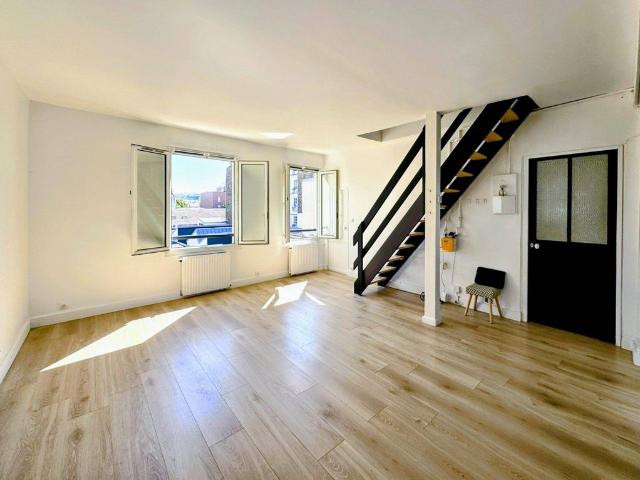 Appartement de luxe de 4 pièces en vente à Pantin, France