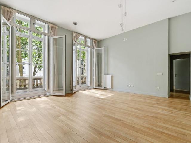 Appartement de luxe de 4 pièces en vente à Versailles, France