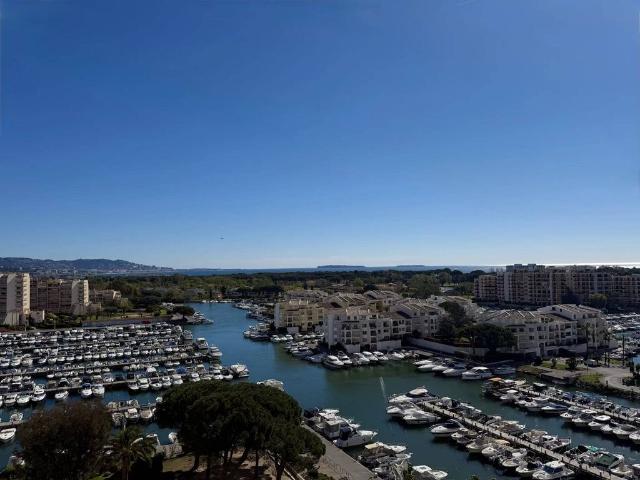 Appartement de luxe de 56 m2 en vente Mandelieu, France