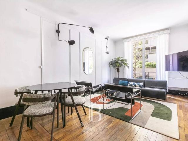 Appartement de luxe de 50 m2 Tour Eiffel, Invalides – Ecole Militaire, Saint Thomas d’Aquin, Paris, Île de France