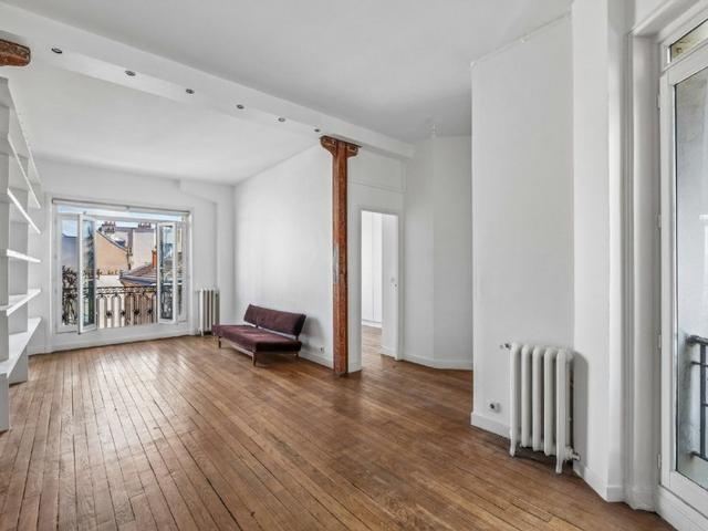 Appartement de luxe de 52 m2 en vente Canal Saint Martin, Château d’Eau, Porte Saint Denis, France