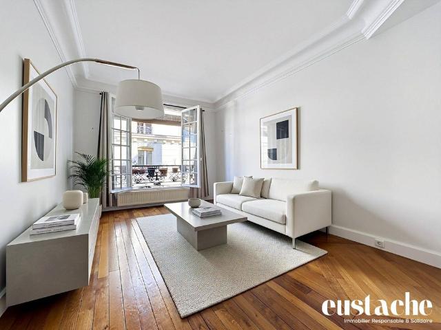 Appartement de luxe de 52 m2 en vente Temple, Rambuteau – Francs Bourgeois, Réaumur, Paris, Île de France