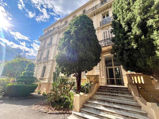 Appartement de luxe de 5 chambres en vente à Menton, Provence Alpes Côte d'Azur