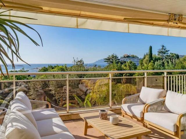 Appartement de luxe de 5 pièces en vente à Cannes, France