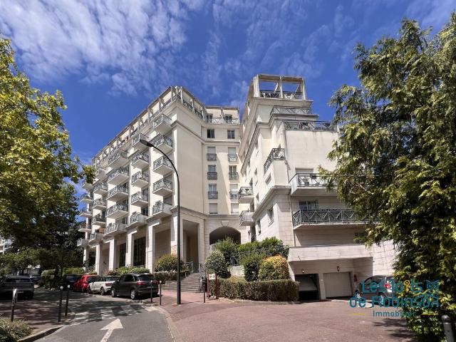 Appartement de luxe de 5 pièces en vente à Châtillon, Île de France