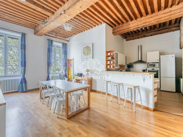 Appartement de luxe de 5 pièces en vente à Lyon, France