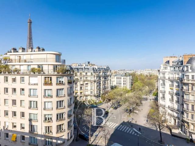 Appartement de luxe de 5 pièces en vente à Motte Picquet, Commerce, Necker, Paris, Île de France