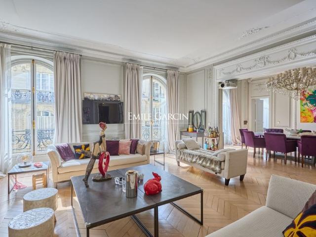 Appartement de luxe de 5 pièces en vente à Monceau, Courcelles, Ternes, France