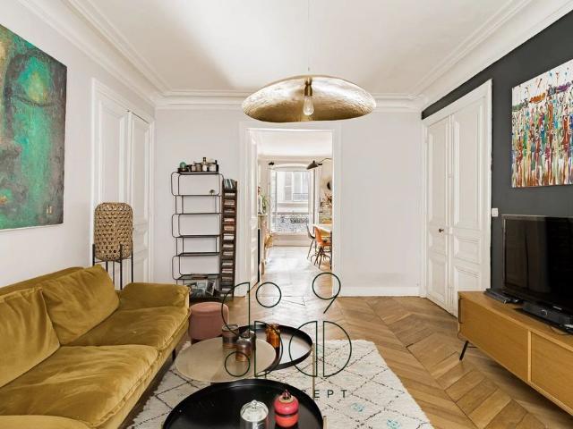Appartement de luxe de 5 pièces en vente à Montmartre, Abbesses, Grandes Carrières, France